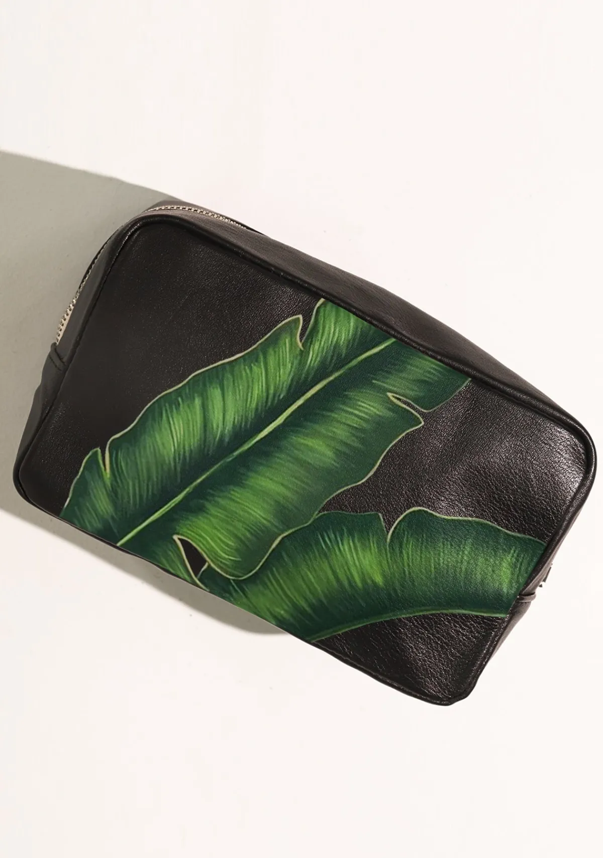 Discount Alepel Green Leaves Black Pouch