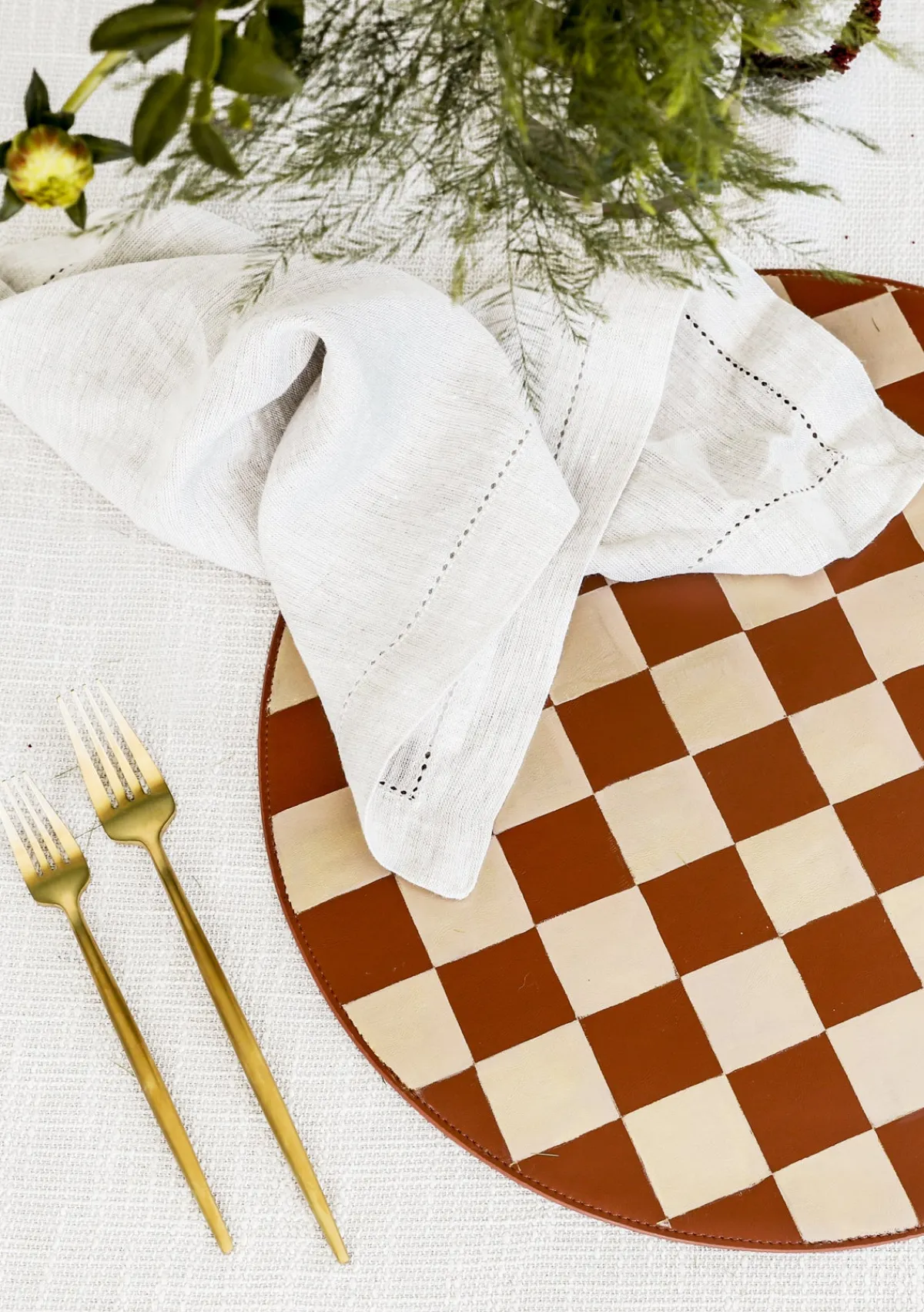 Sale Alepel Madison Gold Placemat | Holiday by Lainy Hedaya