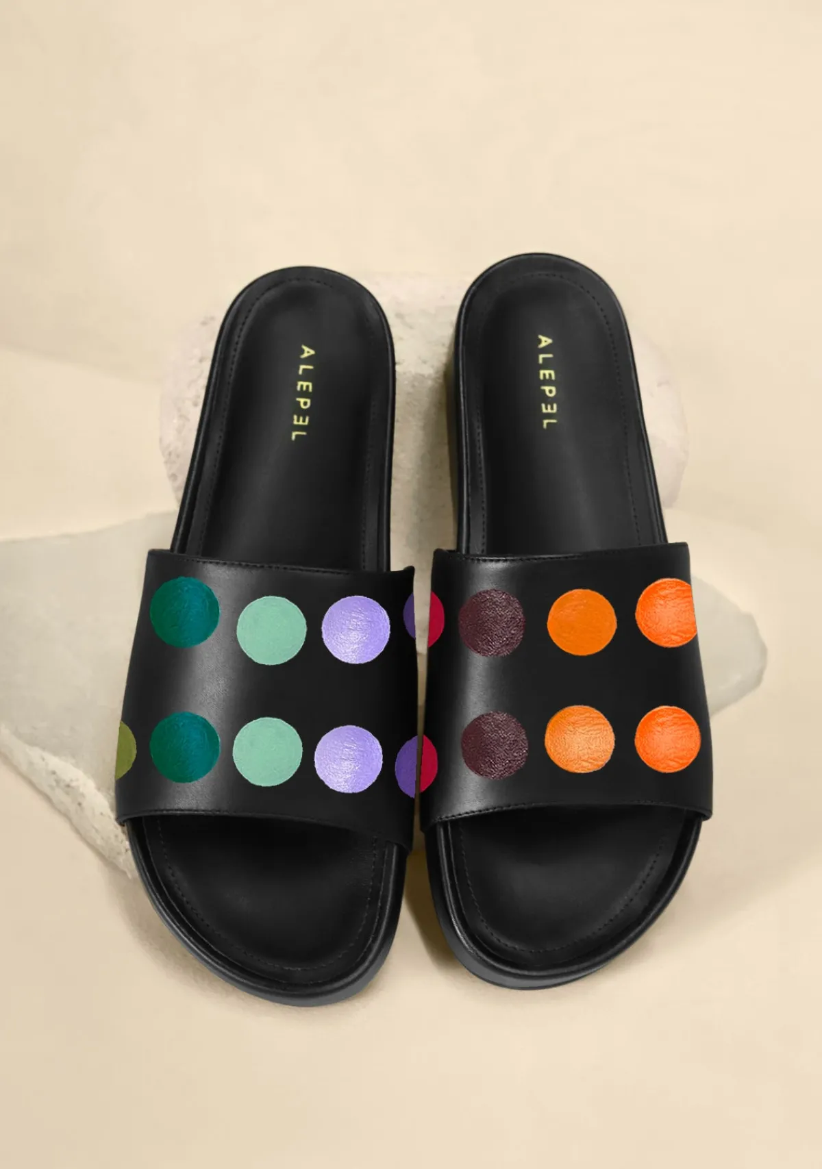 Hot Alepel Painter's Palette Black Slip On