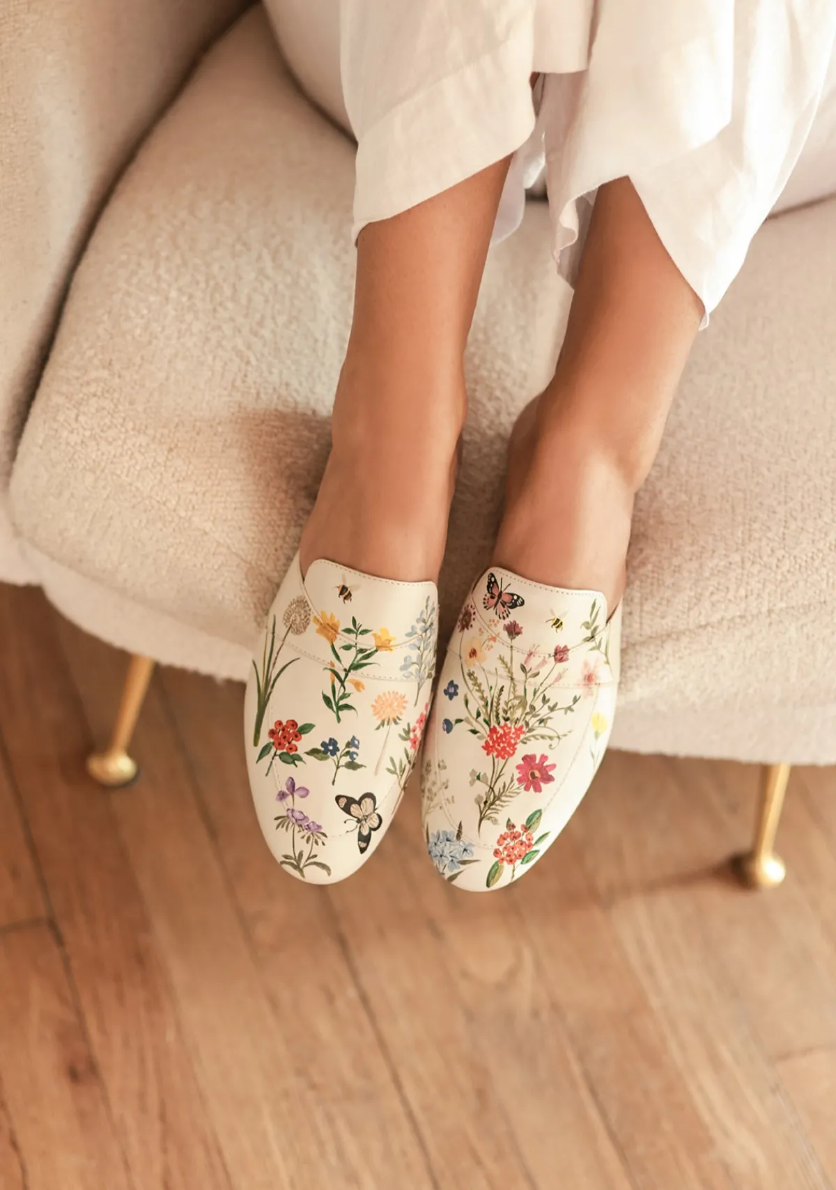 Cheap Alepel Pressed Flowers White Mule