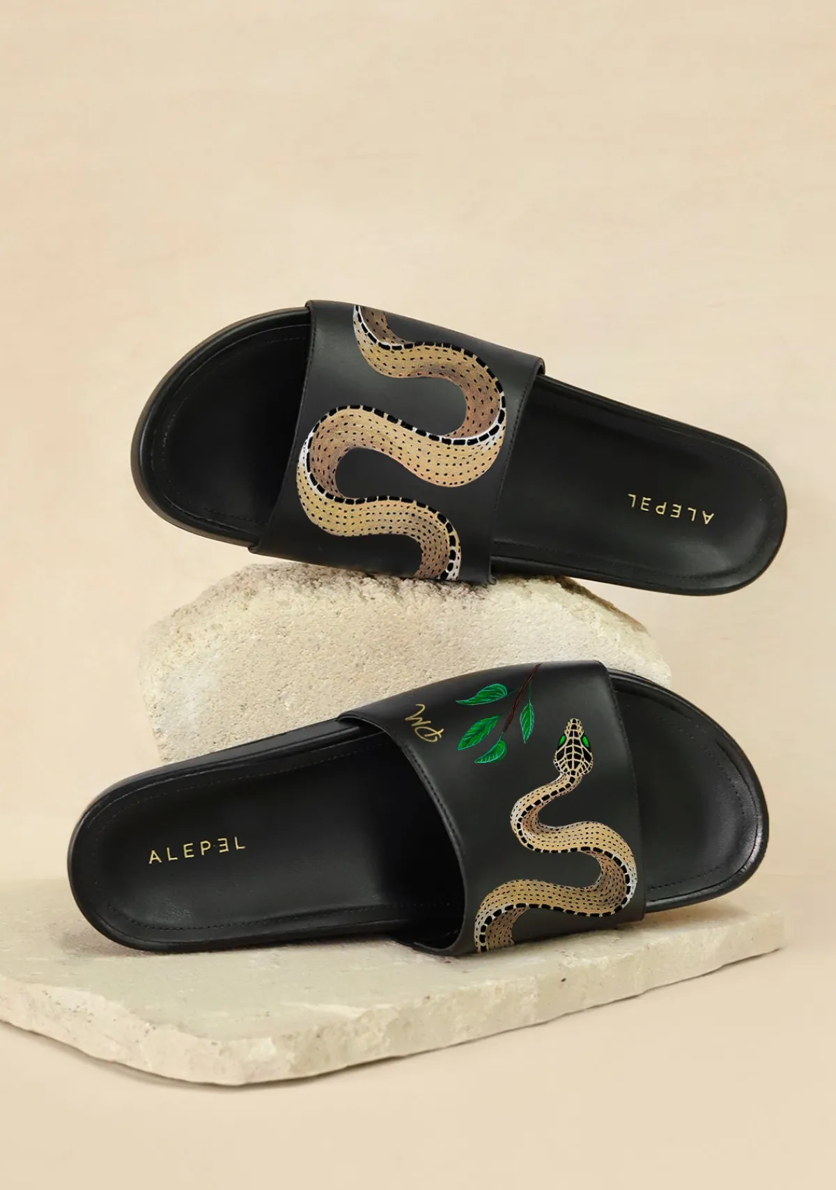 Online Alepel Serpent Black Slip On